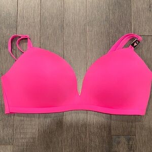 NWT Victoria's Secret Sexy Illusions Wireless Padded Bra